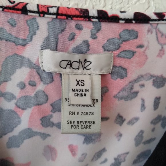 Cache pink leopard print cami with black lace - Picture 4 of 6